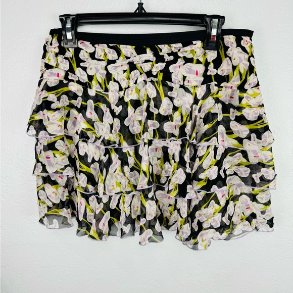 Diane Von Furstenberg Y2K Silk Ruffle Layered Ruched Mini Floral Lilly Skirt - Picture 4 of 6